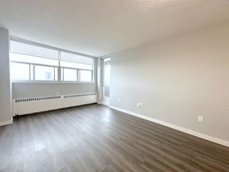 For Lease - 2575 Danforth Avenue Unit# 2312, Toronto, Ontario - Photo 3