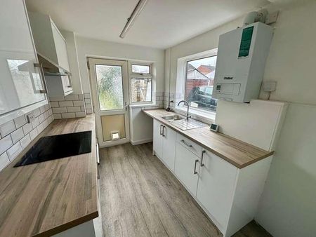 Penrhyn Crescent, Stockport, SK7 - Photo 5