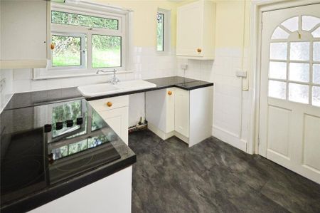 3 bedroom bungalow to rent - Photo 3
