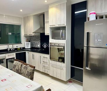 Sobrado com 3 quartos e 300m² para alugar em Vila Luzita, Santo André. - Foto 3