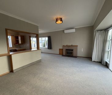 17 Howard Road, Taradale - Photo 5