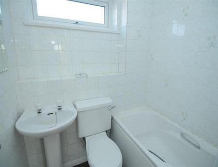 2 Bedroom Apartment To Let - Photo 4