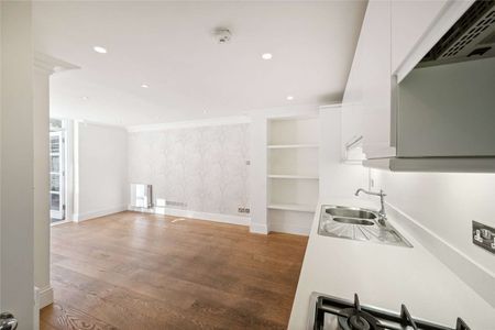 **PET FRIENDLY** A very well kept and presented two double bedroom garden apartment in Maida Vale. - Photo 4