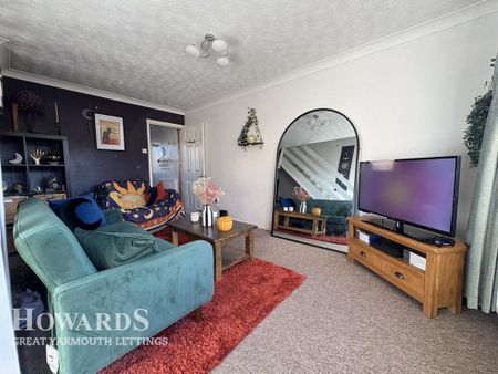 2 bedroom terraced house to rent - Photo 2