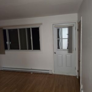 Grand 4 1/2 à Louer - Photo 3