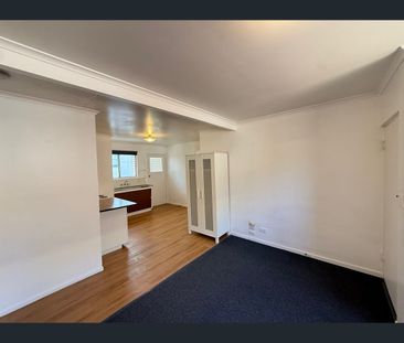 4/25 Burleigh Street, Burleigh Heads, Qld 4220 - Photo 3
