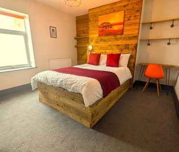 1 bedroom in a house share to rent - Photo 1