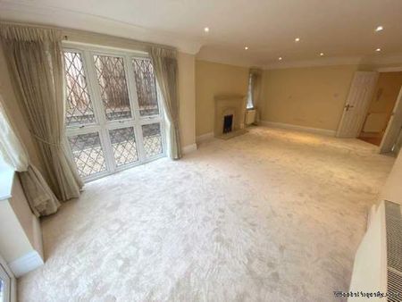 5 bedroom property to rent in Radlett - Photo 3