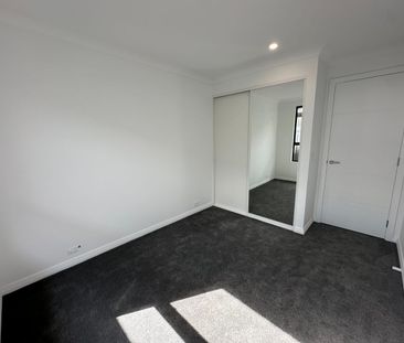 3BR Brand-New Home with Premium Finishes - Mount Barker - Photo 2