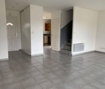 Location maison 4 pièces 84.3 m² à Chatuzange-le-Goubet (26300) 5 - Photo 1