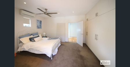 STUNNINGLY RENOVATED 2-BEDROOM HOME IN PRIME LOCALE - Photo 2