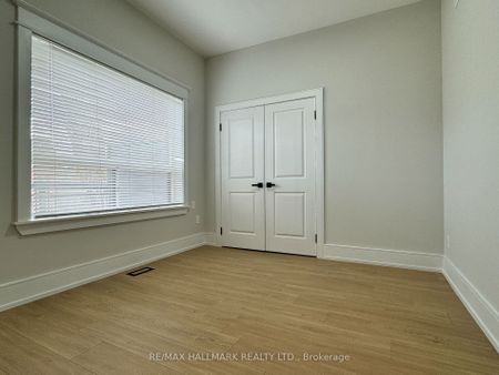 Townhouse For Lease | C8131172 - Photo 2