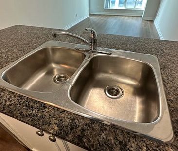 For Lease - 185 Oneida Crescent Unit# LPH10, Richmond Hill, Ontario - Photo 1