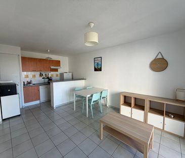 Location Appartement 2 pièces 38m² - Photo 2