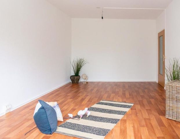 Ebenerdig erreichbare 1-Raum-Wohnung mit Balkon - Photo 1