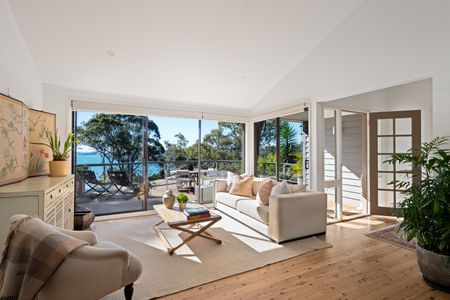 43 Wandeen Road, Clareville NSW 2107 - House For Rent | Domain - Photo 5