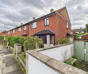 Hind Close, Hainault Chigwell, Essex, IG7 - Photo 3