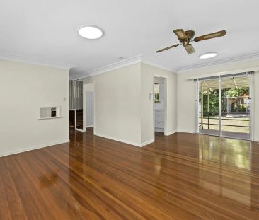 Refurbished Home with Spacious Yard in Prime Wishart Location - Photo 5