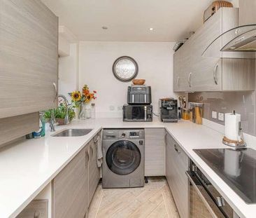 Oak Mount Lodge, London Road, Enfield, EN2 - Photo 3