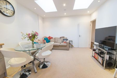 3 bedroom apartment to rent - Photo 5