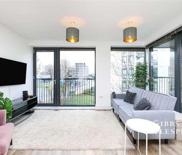 Tangmere Crescent, Uxbridge, UB10 - Photo 3