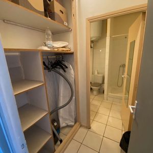 Location Appartement 1 pièce 23m² - Photo 3