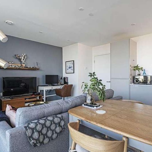 Corsican Square, Tower Hamlets, E3 - Photo 1