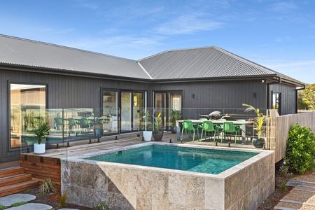 Coastal Luxury Retreat with Panoramic Water Views - Photo 4