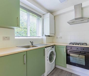 1 bed Maisonette for rent - Photo 5