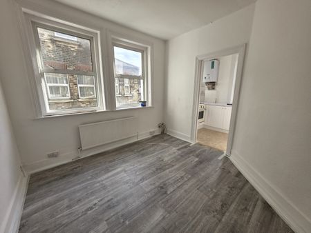 2 Bed Flat, East Finchley, N2 - Photo 3