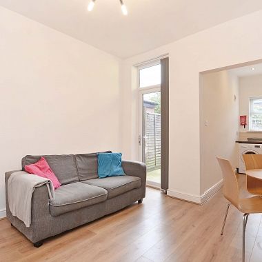 High Standard Four Bedroom House - Photo 1