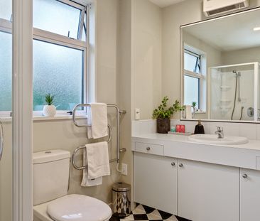 Premium Location - Photo 5