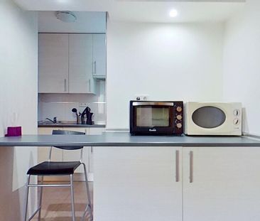 Piso de alquiler en Calle de Los Robles, San Diego - Photo 1