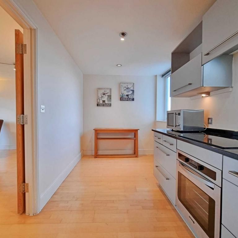 3 bedroom apartment to rent - Photo 1