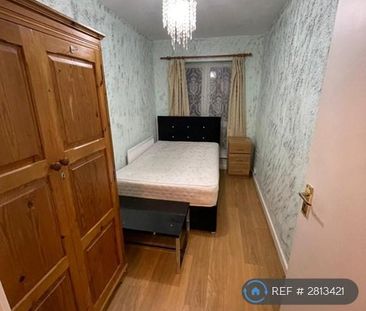 1 bedroom in a flat share to rent - Photo 1