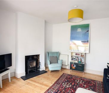 3 bedroom semi-detached house to rent - Photo 4