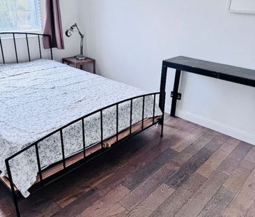 Room in a Shared Flat, Tenbury Close, E7 - Photo 3