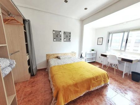 Carrer Mestre Valls, Valencia, Valencian Community 46022 - Photo 4