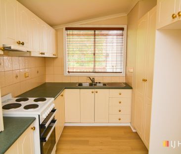 AFFORDABLE FAMILY HOME - Photo 4