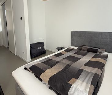Hochwertige und moderne 3-Zimmer-Wohnung mit Balkon in fußläufiger ... - Photo 2