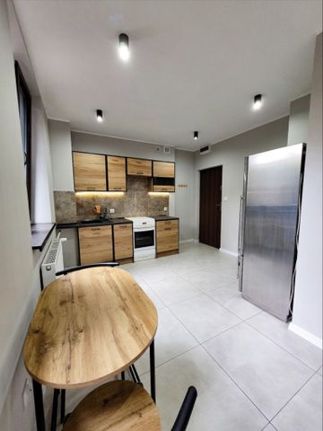 Duża kawalerka z miejscem parkingowym. - Zdjęcie 5