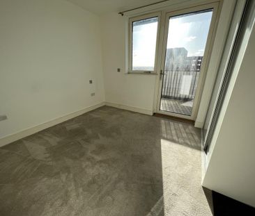 3 bedroom apartment to rent - Photo 3
