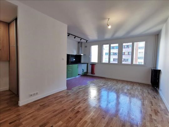 2 pièces - 41,6 m² - 3ème étage - Colocation non autorisée - Photo 1