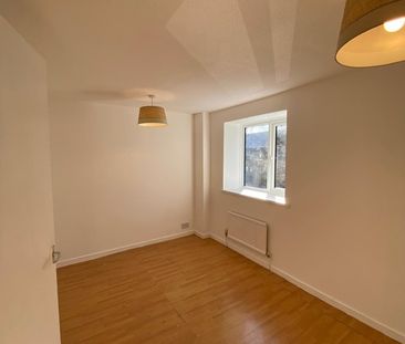 3 Bed Maisonette, St. Ervans Road, W10 - Photo 3