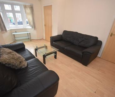 4 bedroom townhouse to rent - Photo 1