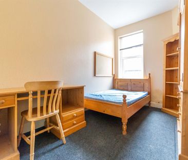 6 bed terraced house to rent in Helmsley Road, Sandyford, NE2 - Photo 5