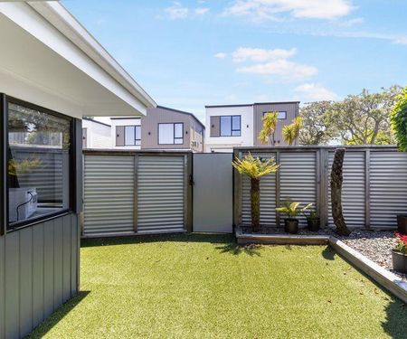 2 bedroom home in Howick! - Photo 3