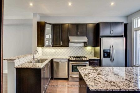 For Lease - 70 Ruby Lang Lane, Toronto, Ontario - Photo 5