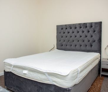 2 Bed Flat, Springhill Road, AB16 - Photo 3