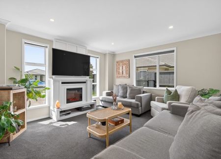 Executive Lifestyle - Photo 2